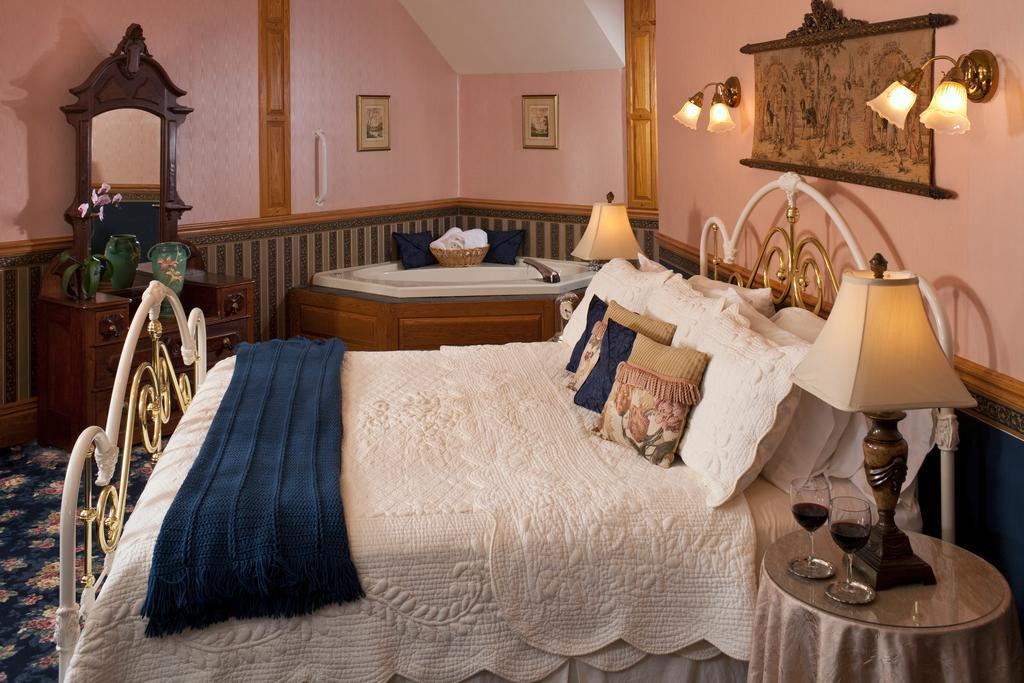 Old Rittenhouse Inn Bayfield Bilik gambar